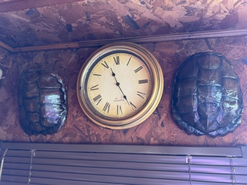 2 Turtle Shells, London Clock