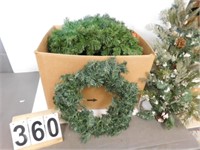 4 Christmas Wreaths