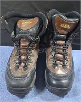 Cabela boots. Thinsulate. Size about 11