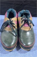 Sport Treds duck shoes. Size 7.