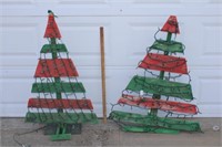 Outdoor Christmas Trees from Pallet Wood