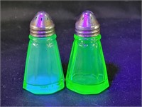 Uranium Hazel Atlas Salt & Pepper Shakers