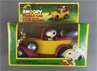 1966 Aviva Snoopy Family Battery Op Car In Box
