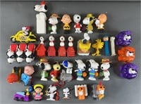 35pc Snoopy / Peanutes Figures & Related