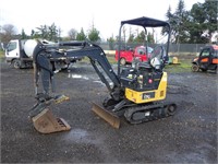 2018 John Deere 17G Hydraulic Excavator