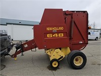 648 New Holland round baler