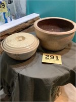 2 Pottery pieces