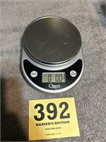 Ozeri digital scale. 
Weighs in pounds, ML,
