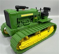 John Deere 1010 crawler tractor