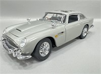 James Bond 007 Ashton Martin DB5 diecast with