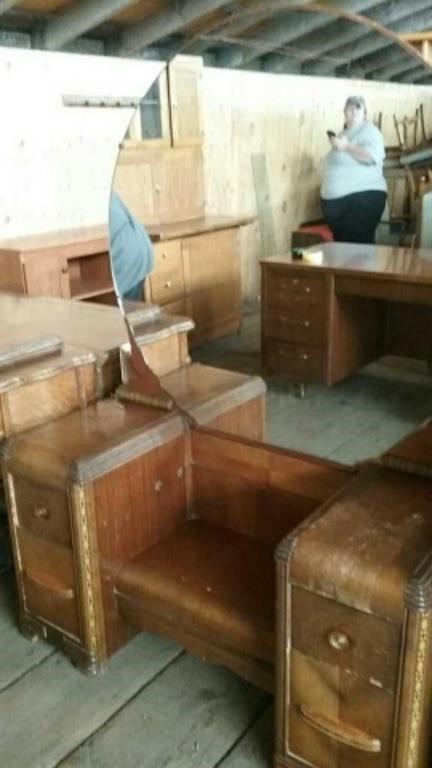 Antique Dressing Table With Mirror, Approx. 44