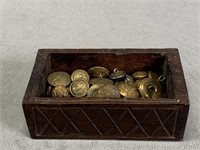 Quantity of Military Buttons