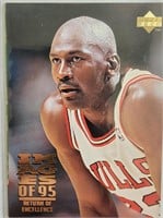1995 Michael Jordan UD #335 Electric Court Gold