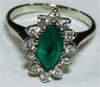 14KT YELLOW GOLD EMERALD & DIAMOND RING 2.40 GRS