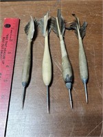Set of 4 Vintage Darts w/Real Feathers on Flight