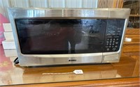 Kenmore Microwave ( NO SHIPPING)