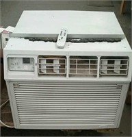 Whirlpool Air Conditioner With Remote, Powers On