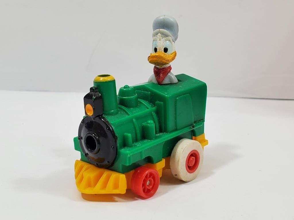1988 Donald Duck Train Figure