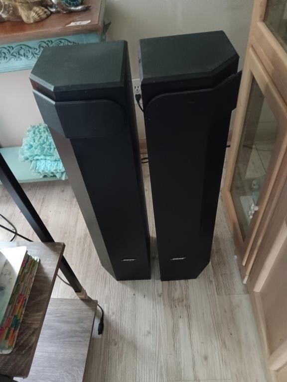 Bose 501 series v speakers 31 inches tall
