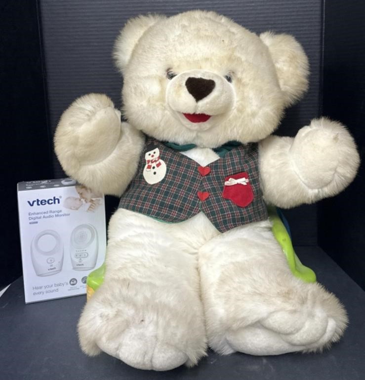 (AI) JC Penny Holiday Collectors Bear, Children’s