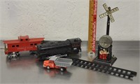 Vintage O Scale train toys, see pics