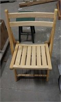 (4) Wood Folding Chairs