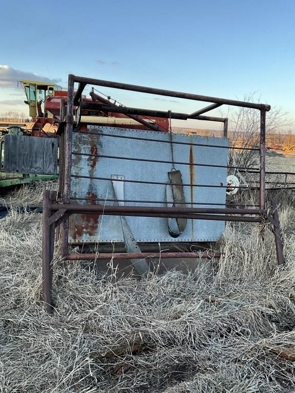 Home Built Cattle Tipping Table