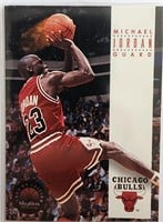 1993 Michael Jordan Skybox #45 Premium EX Conditio