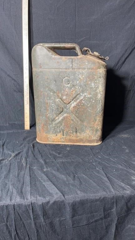 Vintage metal gas can