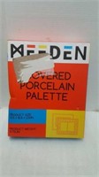 MEEDEN 33-Well Ceramic Paint Palette with Lid new
