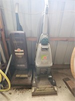 Vacuum cleaner and carpet steamer