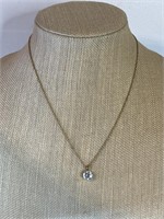 18in 14K gold necklace with pendent