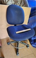 Rolling Adjustable Height Desk Chair