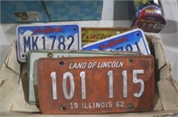 COLLECTION OF VINTAGE LICENSE PLATES