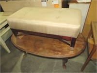 OVAL WOOD COFFEE TABLE AND BENCH