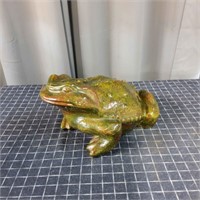 M2 Ceramic Frog 13 L X 8 H