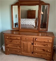 Kincaid dresser with batwing mirror
