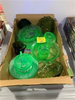 FLAT OF GREEN DEPRESSION GLASS - LOT OF URANIUM