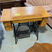 SINGER SEWING MACHINE CABINET W/ CAST IRON BASE