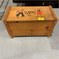 WOODEN COWBOY THEMED TOY CHEST