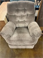 Recliner ( NO SHIPPING)