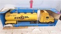 ERTL 1989 Pennzoil Tractor & Tractor & Trailer