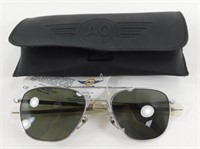 Vintage NOS American Optical Pilot Sunglasses 52