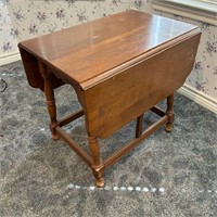 Vintage Maple Drop-leaf Side Table 36x25x23