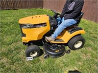 2016 Cub Cadet Lawn Tractor 22HP - 46" Cut