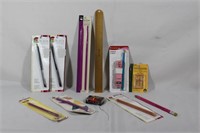 Lot of seamstress supplies/ Fabric marking pencils