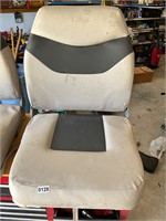 Folding Boat Seat- no rips. Needs cleaned