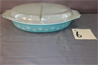 Divided Pyrex Bowl w/ Lid