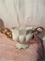 LOT 304 GLAZED CREAM & GOLD POTTERY STAMPED 822