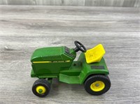 John Deere Lawn & Garden Tractor, 1/16, Ertl,